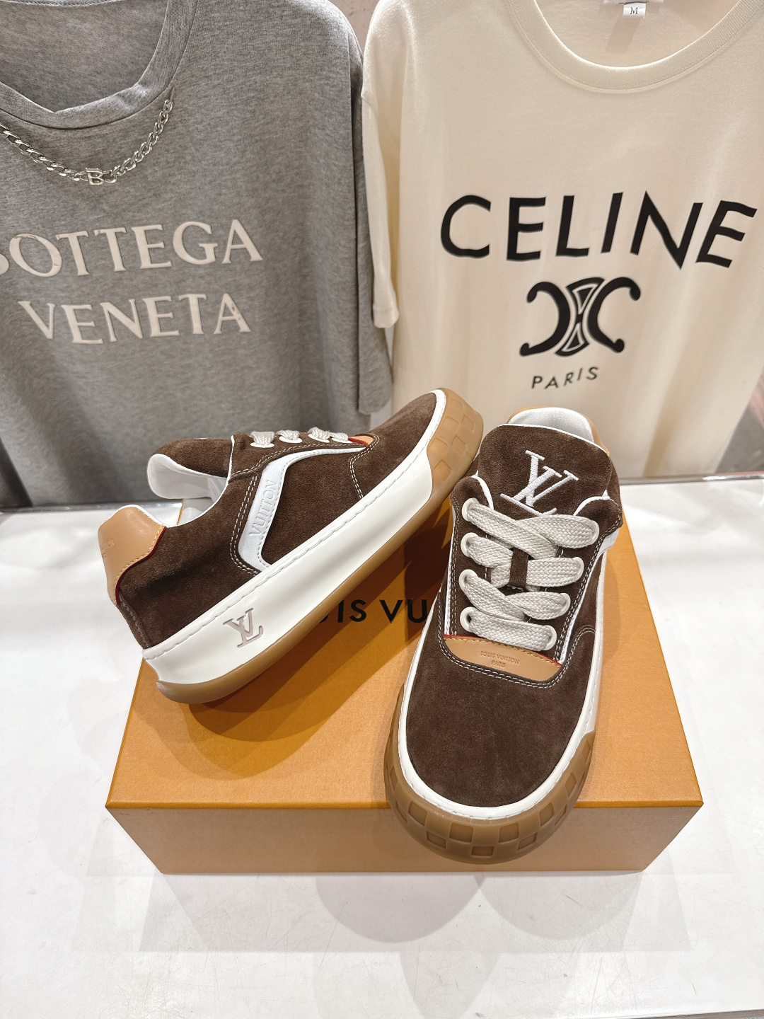 高版本出厂 情侣款 LOUIS VUITTON～LV路易威登F048 L家驴牌最新走秀款Tilted系列