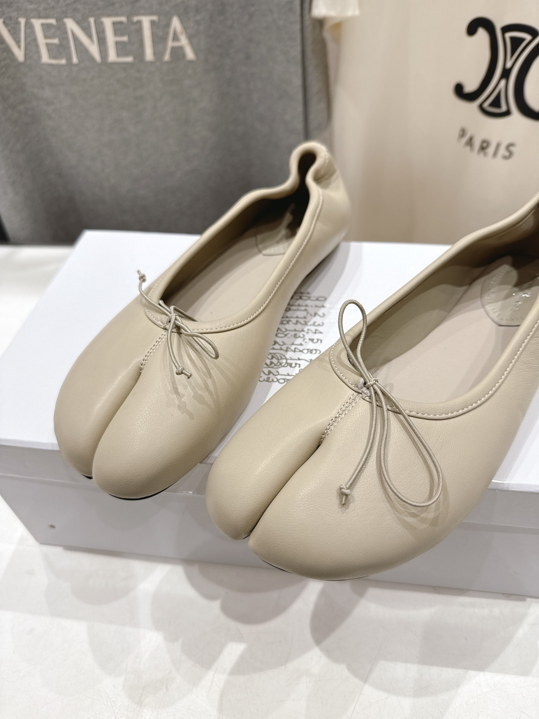 高版本出厂 MM6【Maison Magical】马吉拉26ss春夏新品一脚蹬乐福鞋平底分趾鞋懒人鞋芭蕾