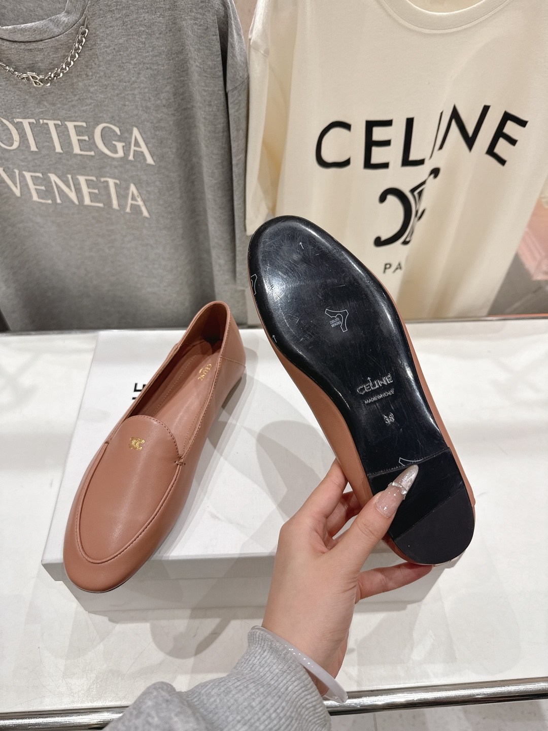 高版本出厂 CELINE*赛琳F032 2026ss春夏新款玛丽珍平底乐福鞋一脚蹬单鞋网红爆款来袭！各大
