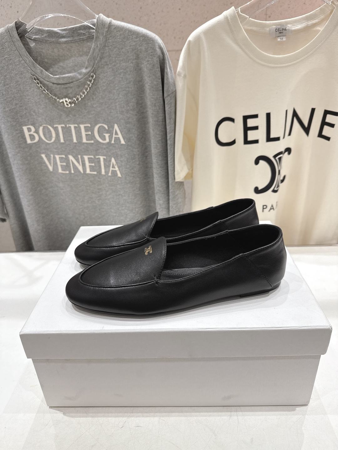 高版本出厂 CELINE*赛琳F032 2026ss春夏新款玛丽珍平底乐福鞋一脚蹬单鞋网红爆款来袭！各大