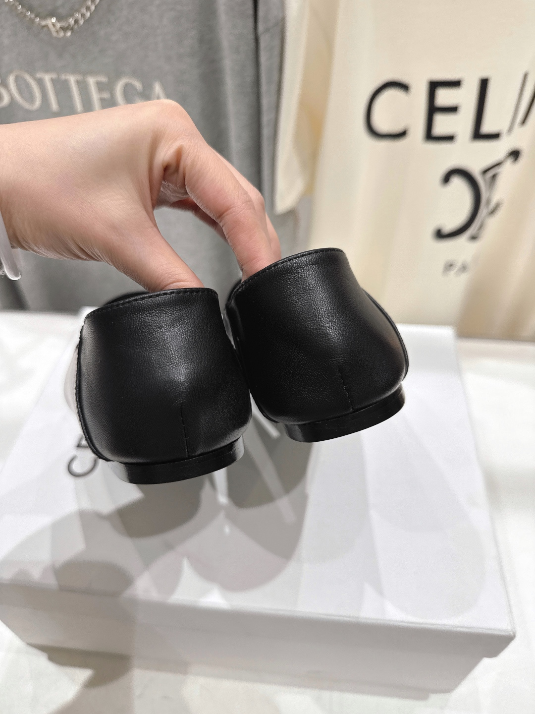 高版本出厂 CELINE*赛琳F032 2026ss春夏新款玛丽珍平底乐福鞋一脚蹬单鞋网红爆款来袭！各大