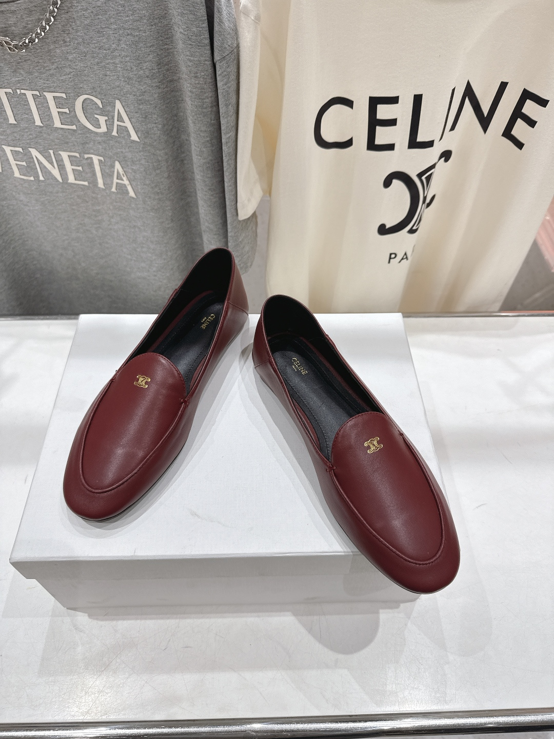 高版本出厂 CELINE*赛琳F032 2026ss春夏新款玛丽珍平底乐福鞋一脚蹬单鞋网红爆款来袭！各大
