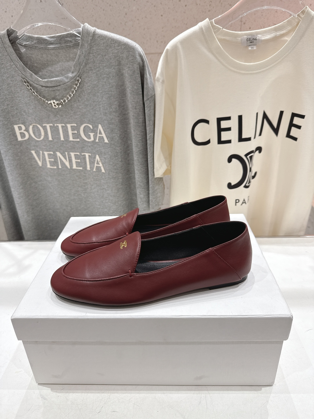 高版本出厂 CELINE*赛琳F032 2026ss春夏新款玛丽珍平底乐福鞋一脚蹬单鞋网红爆款来袭！各大