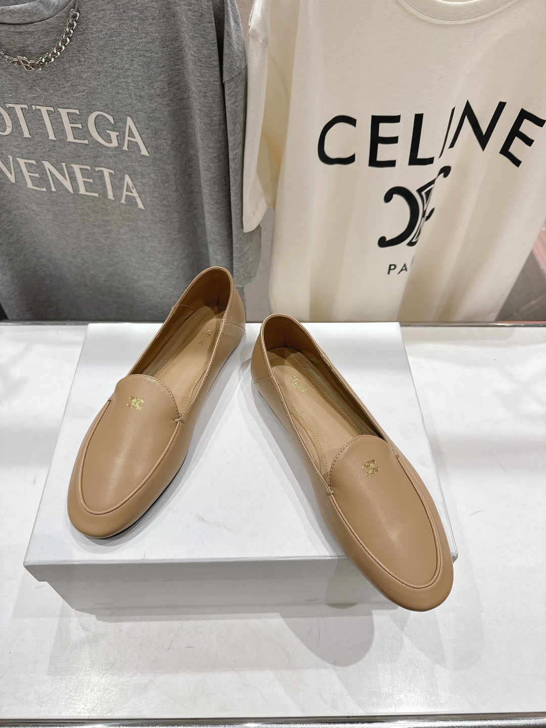 高版本出厂 CELINE*赛琳F032 2026ss春夏新款玛丽珍平底乐福鞋一脚蹬单鞋网红爆款来袭！各大