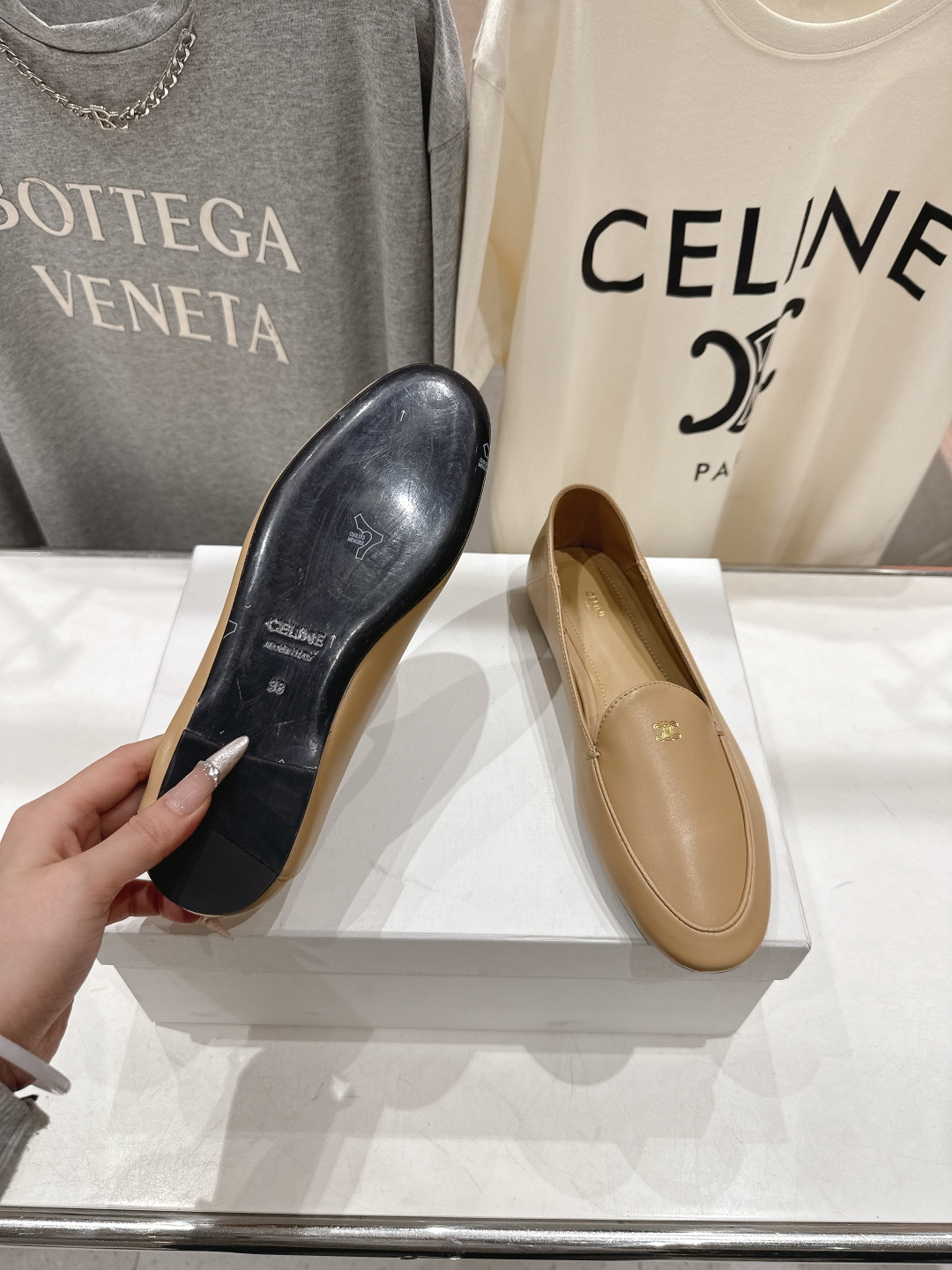 高版本出厂 CELINE*赛琳F032 2026ss春夏新款玛丽珍平底乐福鞋一脚蹬单鞋网红爆款来袭！各大