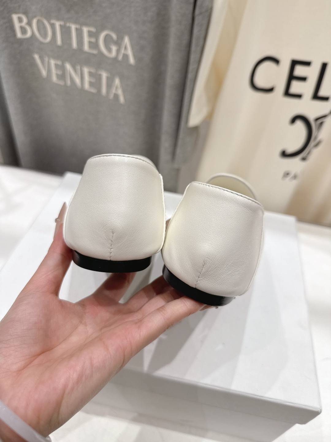 高版本出厂 CELINE*赛琳F032 2026ss春夏新款玛丽珍平底乐福鞋一脚蹬单鞋网红爆款来袭！各大