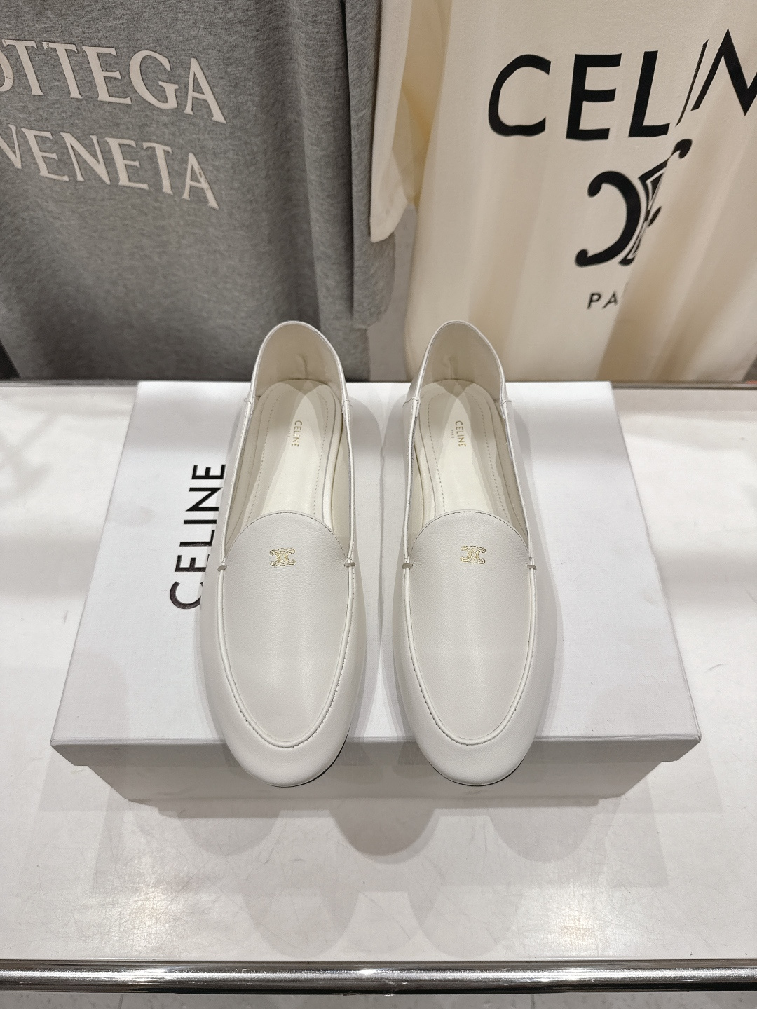 高版本出厂 CELINE*赛琳F032 2026ss春夏新款玛丽珍平底乐福鞋一脚蹬单鞋网红爆款来袭！各大