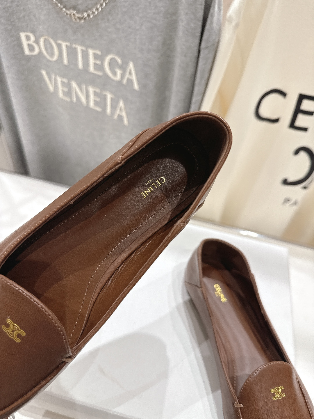 高版本出厂 CELINE*赛琳F032 2026ss春夏新款玛丽珍平底乐福鞋一脚蹬单鞋网红爆款来袭！各大