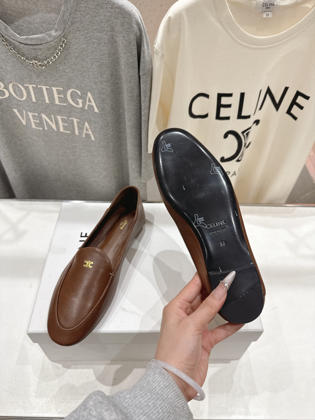 高版本出厂 CELINE*赛琳F032 2026ss春夏新款玛丽珍平底乐福鞋一脚蹬单鞋网红爆款来袭！各大