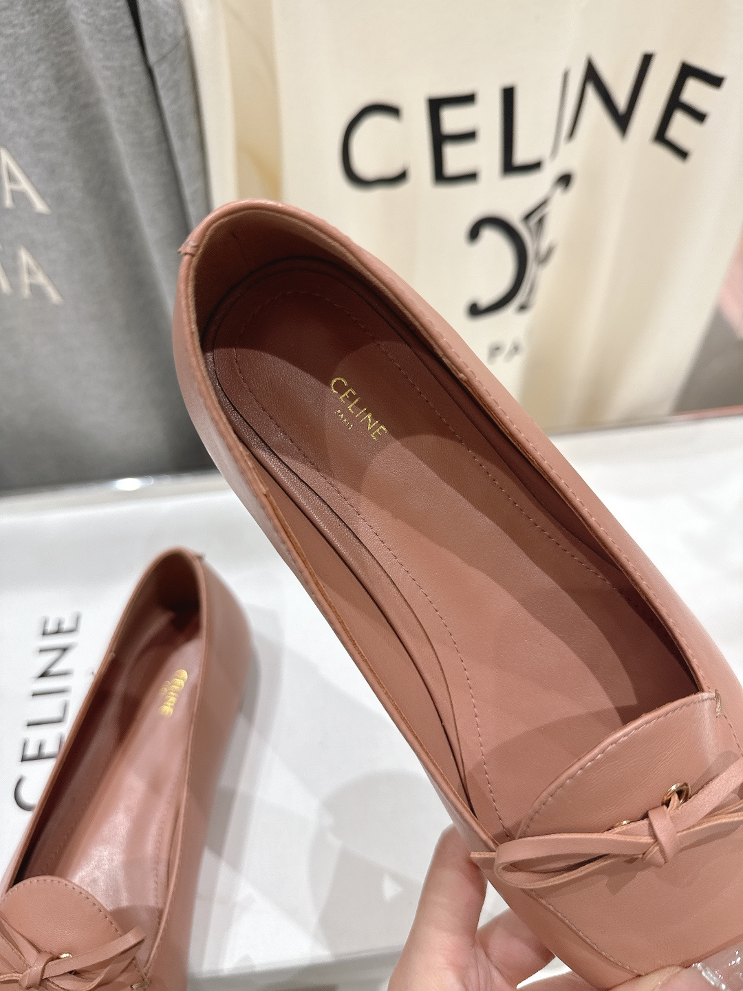 高版本出厂 CELINE*赛琳F032 2026ss春夏新款仙女风玛丽珍平底乐福鞋一脚蹬单鞋网红爆款来袭