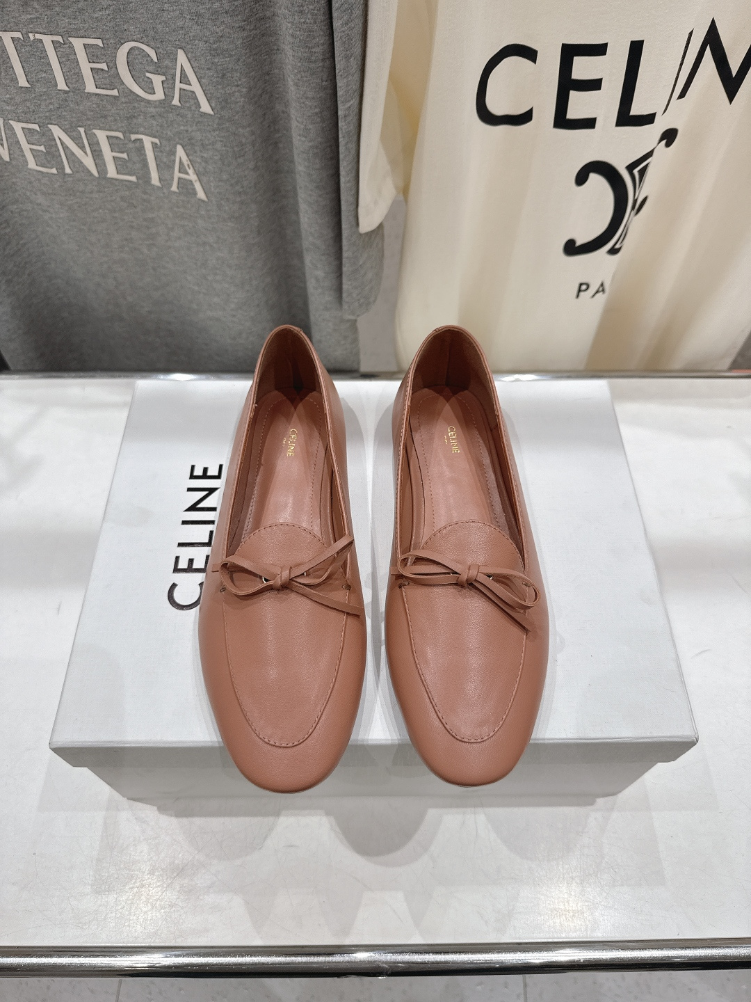 高版本出厂 CELINE*赛琳F032 2026ss春夏新款仙女风玛丽珍平底乐福鞋一脚蹬单鞋网红爆款来袭