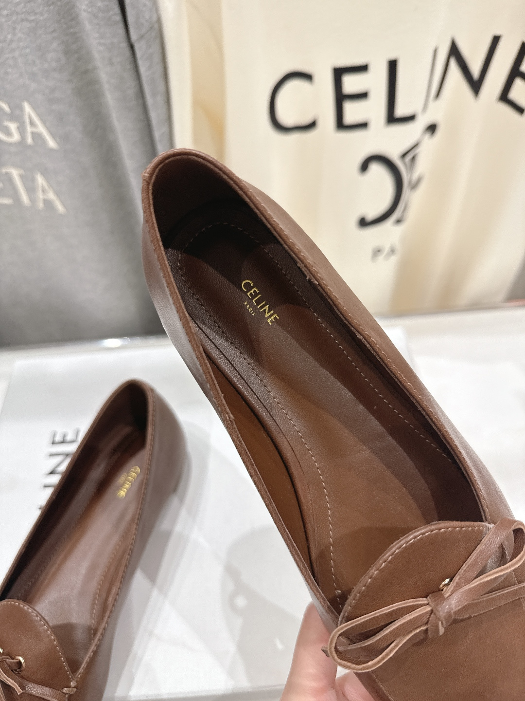 高版本出厂 CELINE*赛琳F032 2026ss春夏新款仙女风玛丽珍平底乐福鞋一脚蹬单鞋网红爆款来袭