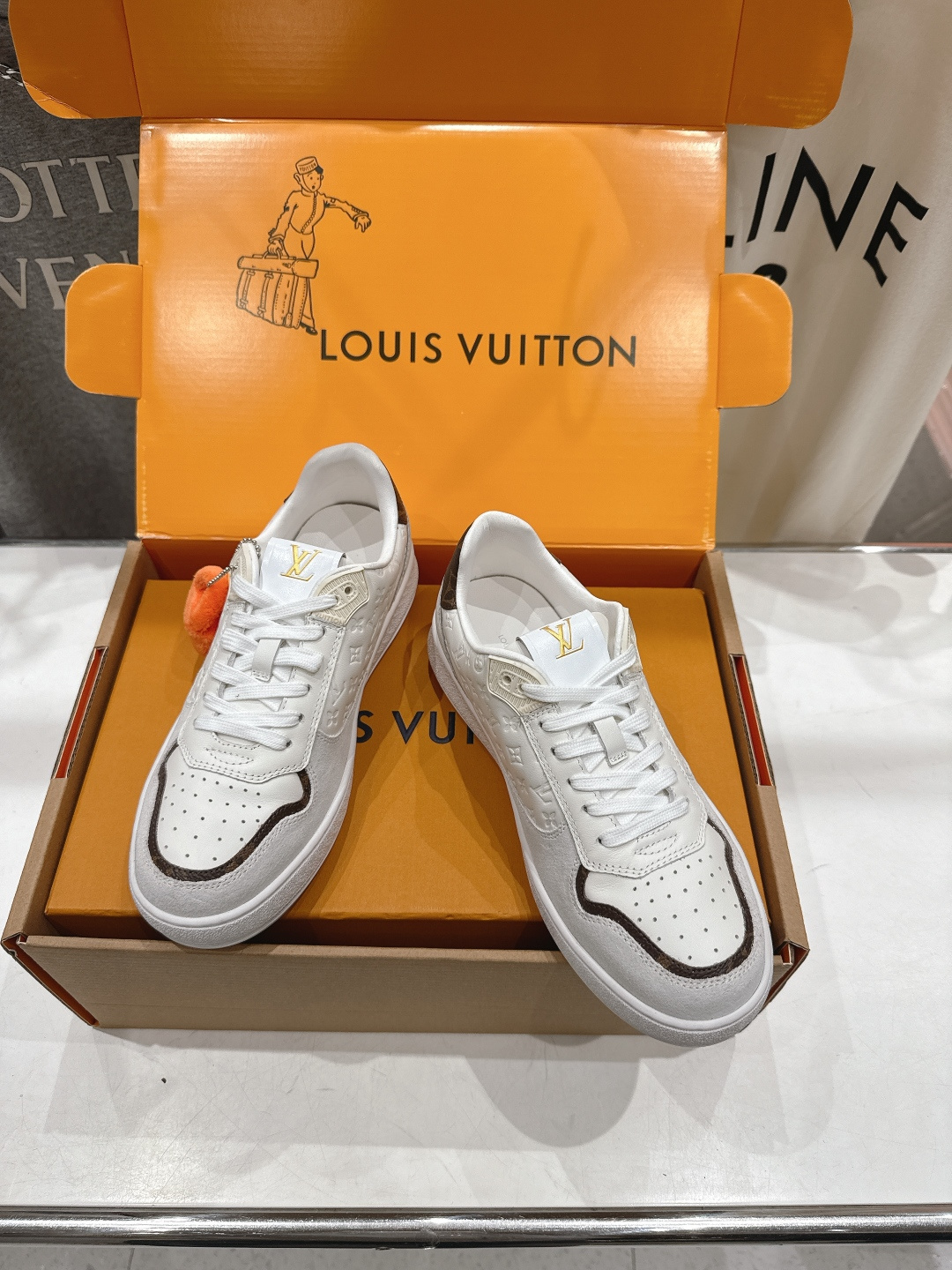 高版本出厂 情侣款 LOUIS VUITTON～LV路易威登F057 L家驴牌最新款走秀情侣款系列厚底运