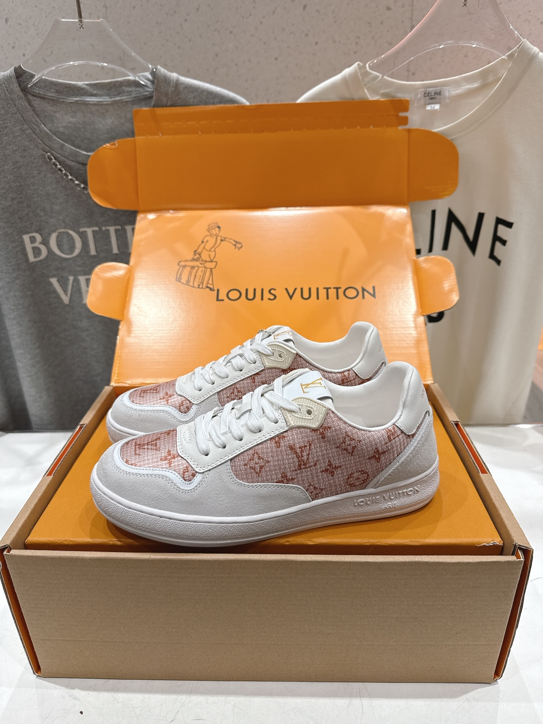 高版本出厂 情侣款 LOUIS VUITTON～LV路易威登F057 L家驴牌最新款走秀情侣款系列厚底运