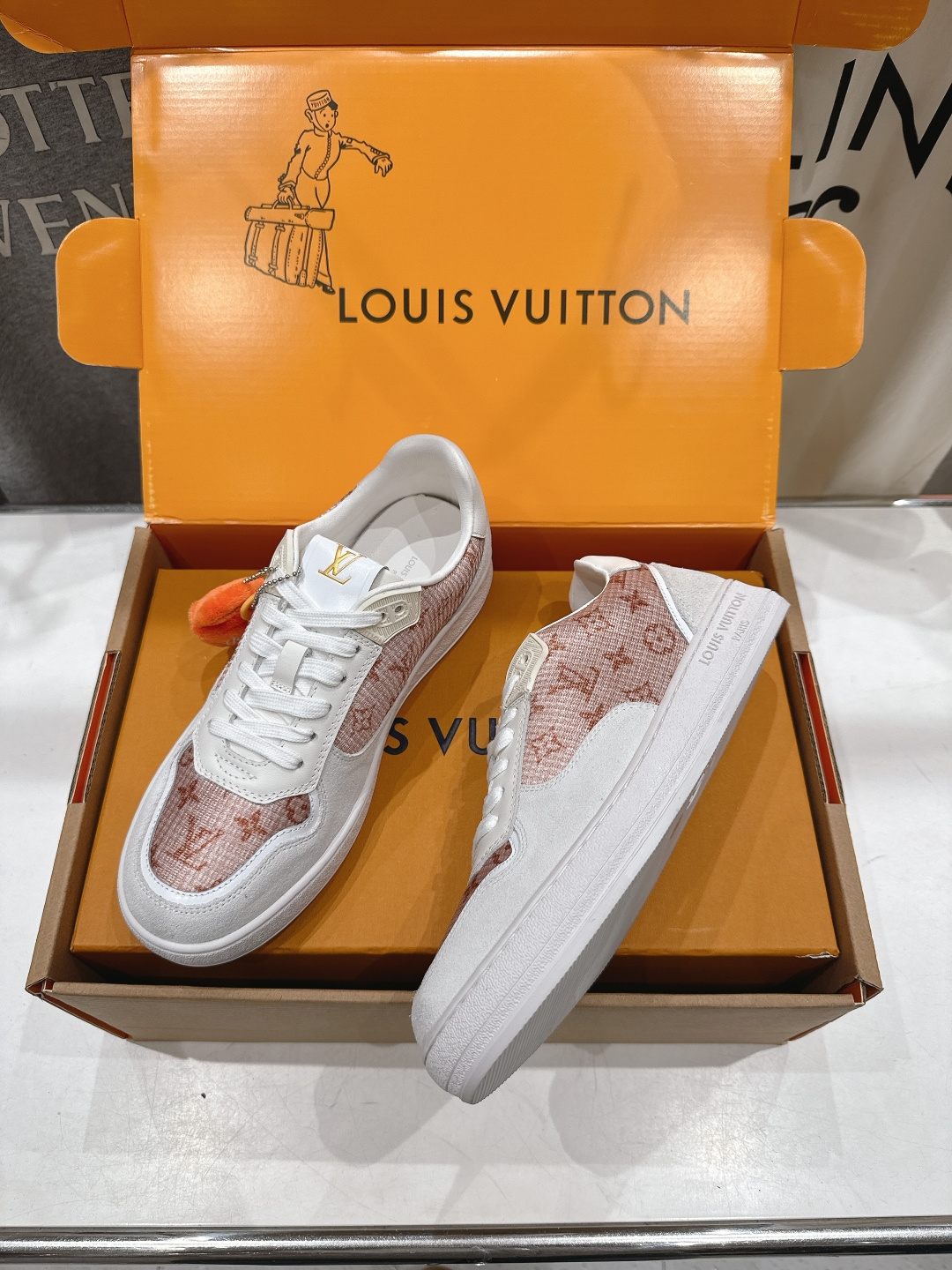 高版本出厂 情侣款 LOUIS VUITTON～LV路易威登F057 L家驴牌最新款走秀情侣款系列厚底运