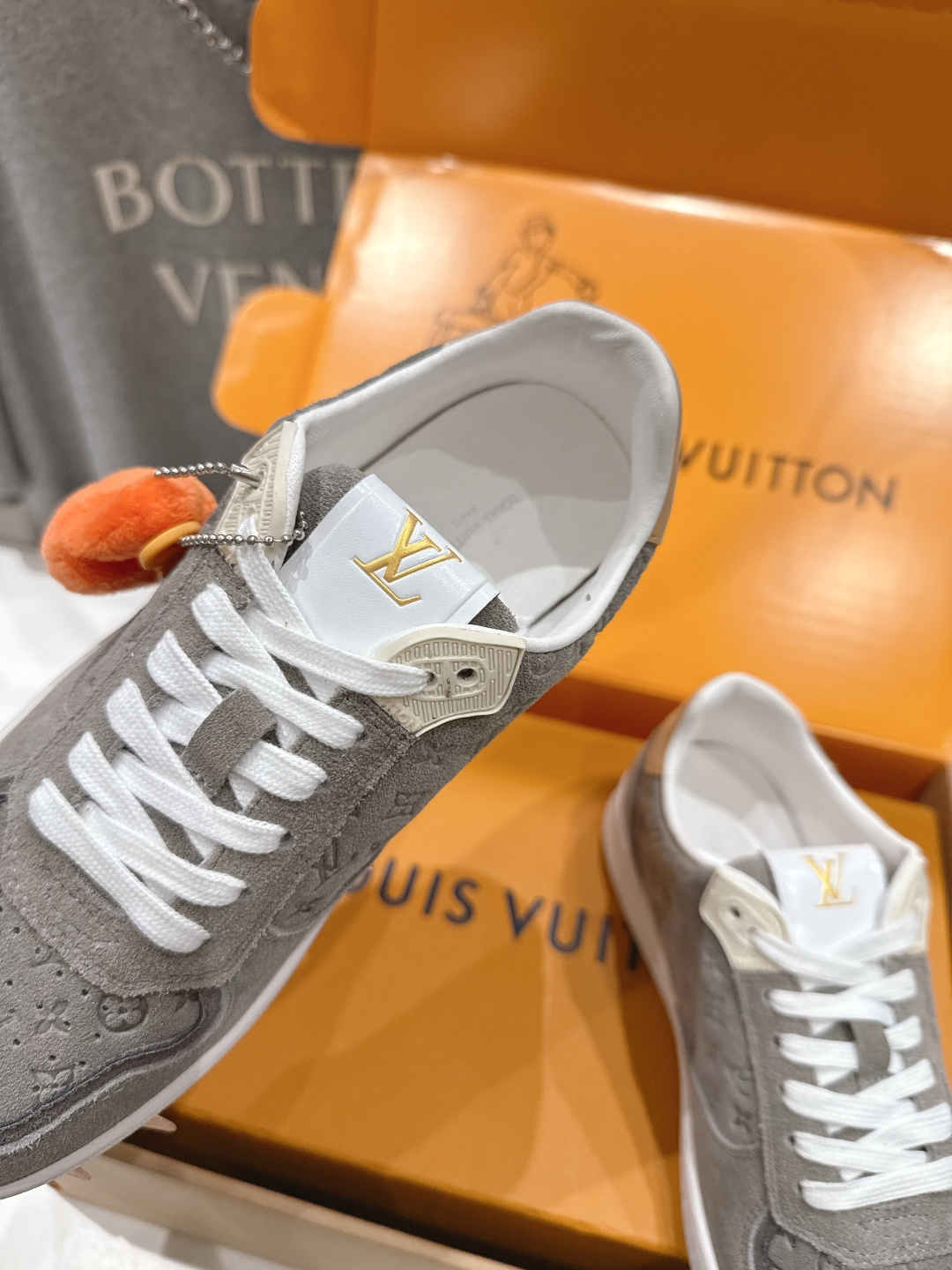 高版本出厂 情侣款 LOUIS VUITTON～LV路易威登F057 L家驴牌最新款走秀情侣款系列厚底运