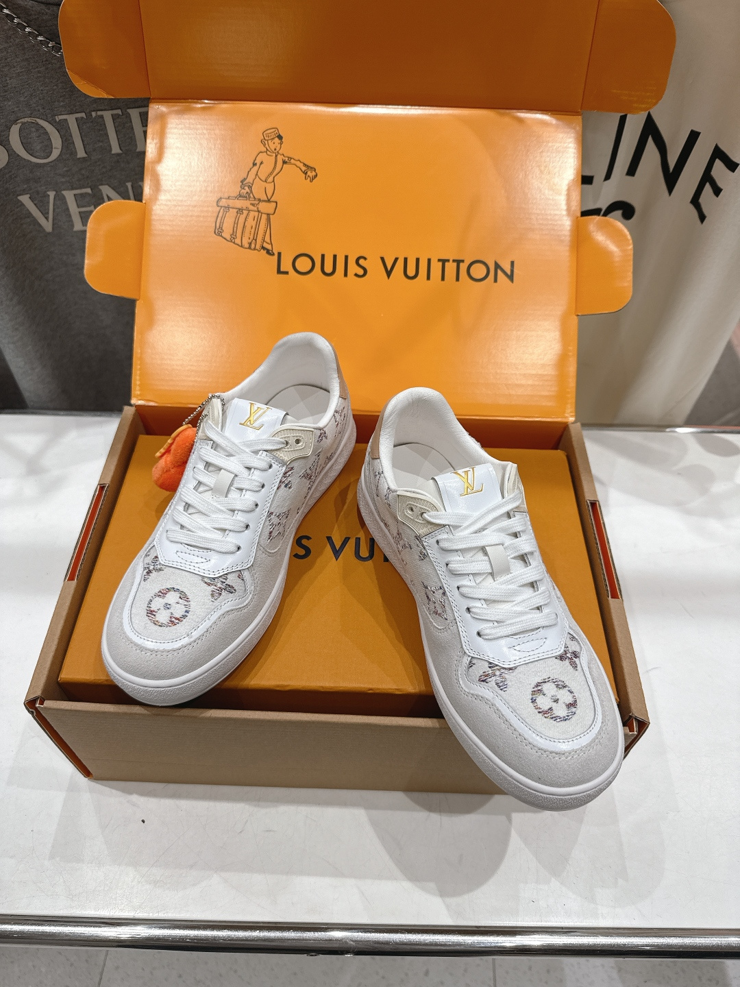 高版本出厂 情侣款 LOUIS VUITTON～LV路易威登F057 L家驴牌最新款走秀情侣款系列厚底运