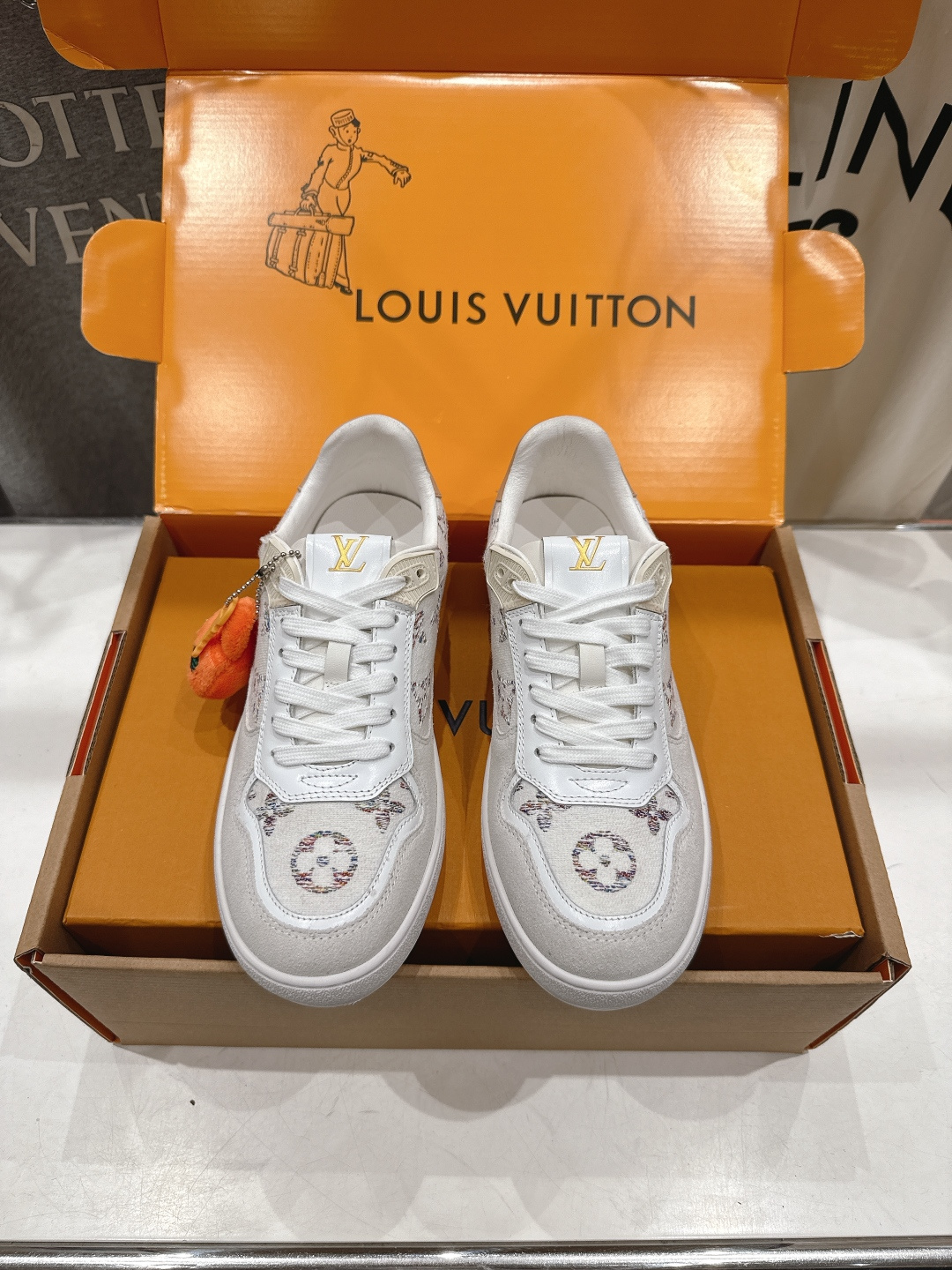 高版本出厂 情侣款 LOUIS VUITTON～LV路易威登F057 L家驴牌最新款走秀情侣款系列厚底运