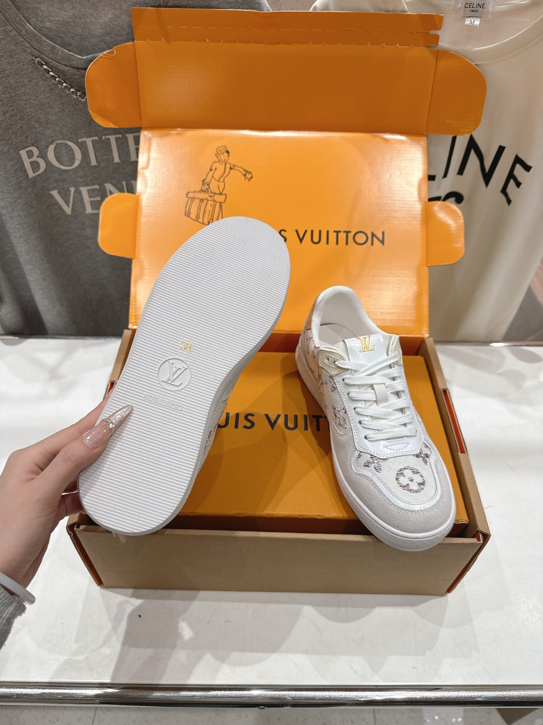 高版本出厂 情侣款 LOUIS VUITTON～LV路易威登F057 L家驴牌最新款走秀情侣款系列厚底运