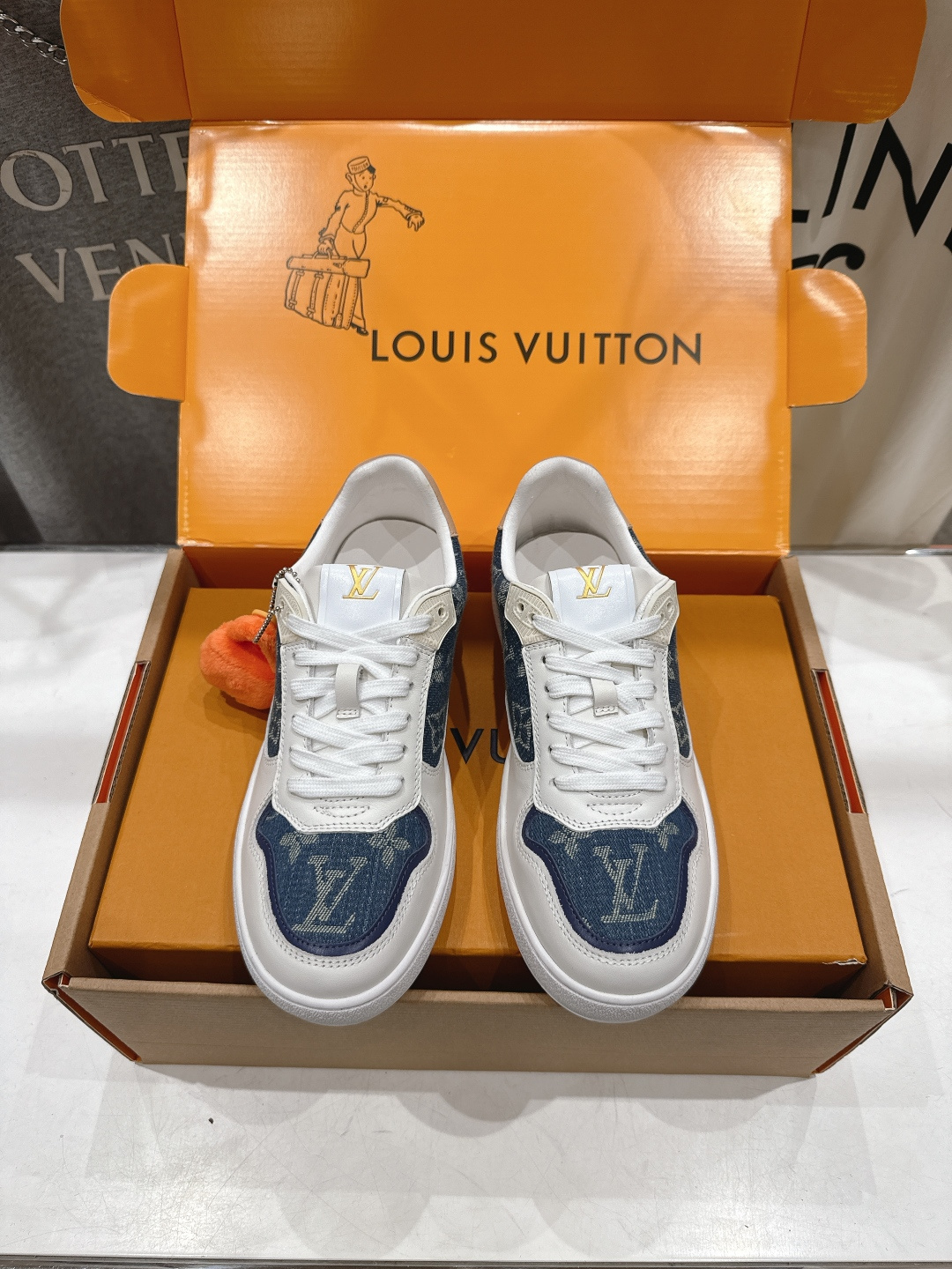 高版本出厂 情侣款 LOUIS VUITTON～LV路易威登F057 L家驴牌最新款走秀情侣款系列厚底运