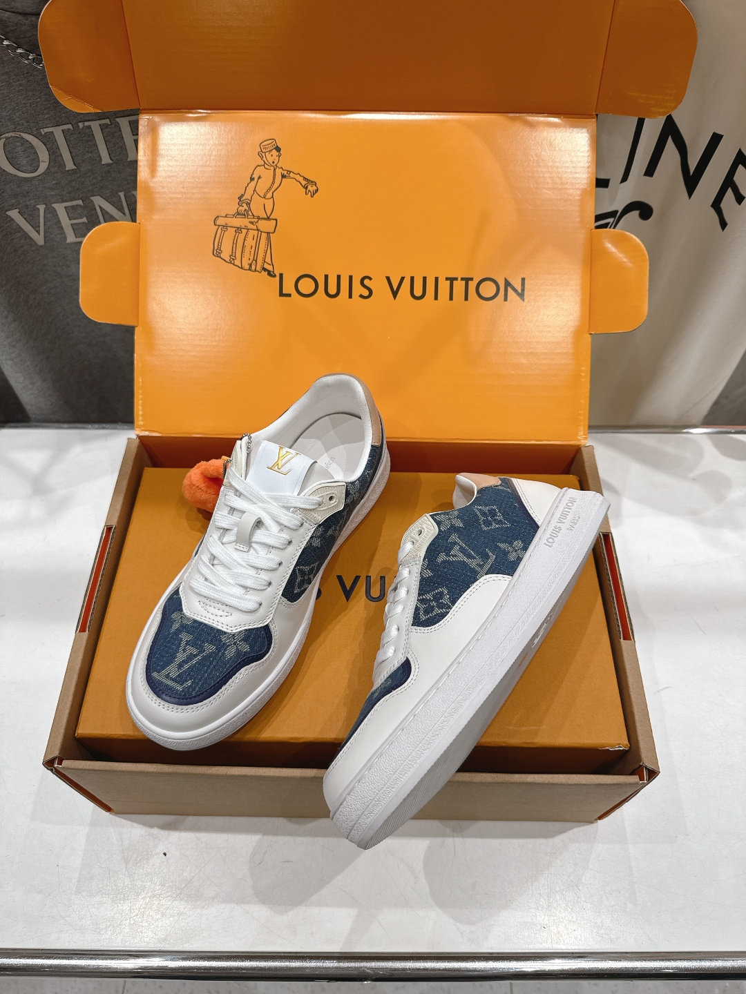 高版本出厂 情侣款 LOUIS VUITTON～LV路易威登F057 L家驴牌最新款走秀情侣款系列厚底运