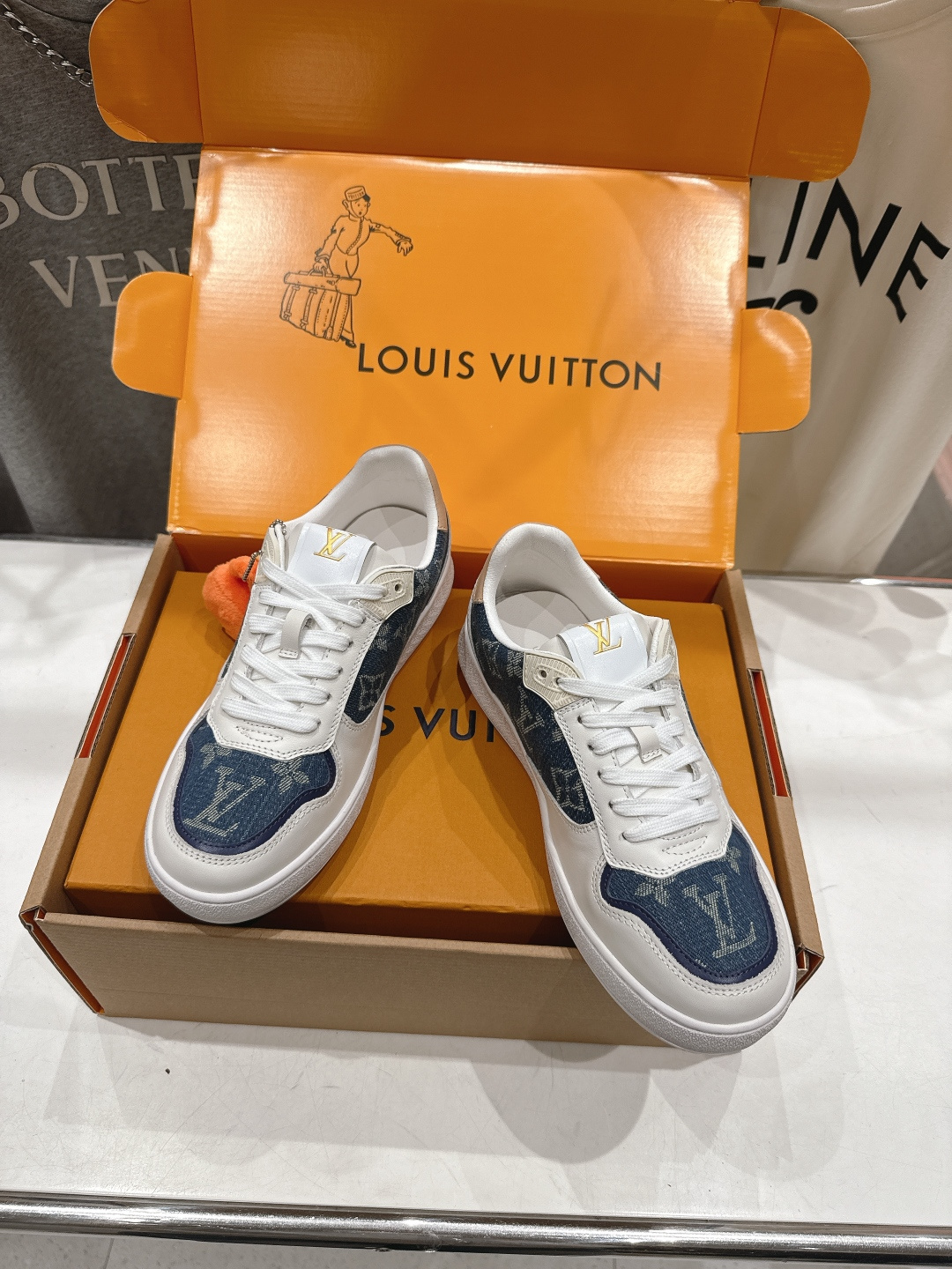 高版本出厂 情侣款 LOUIS VUITTON～LV路易威登F057 L家驴牌最新款走秀情侣款系列厚底运