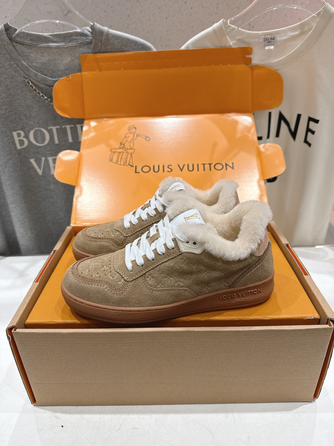 高版本出厂 LOUIS VUITTON～LV路易威登F035 L家驴牌最新走秀款系列羊毛里厚底运动休闲鞋