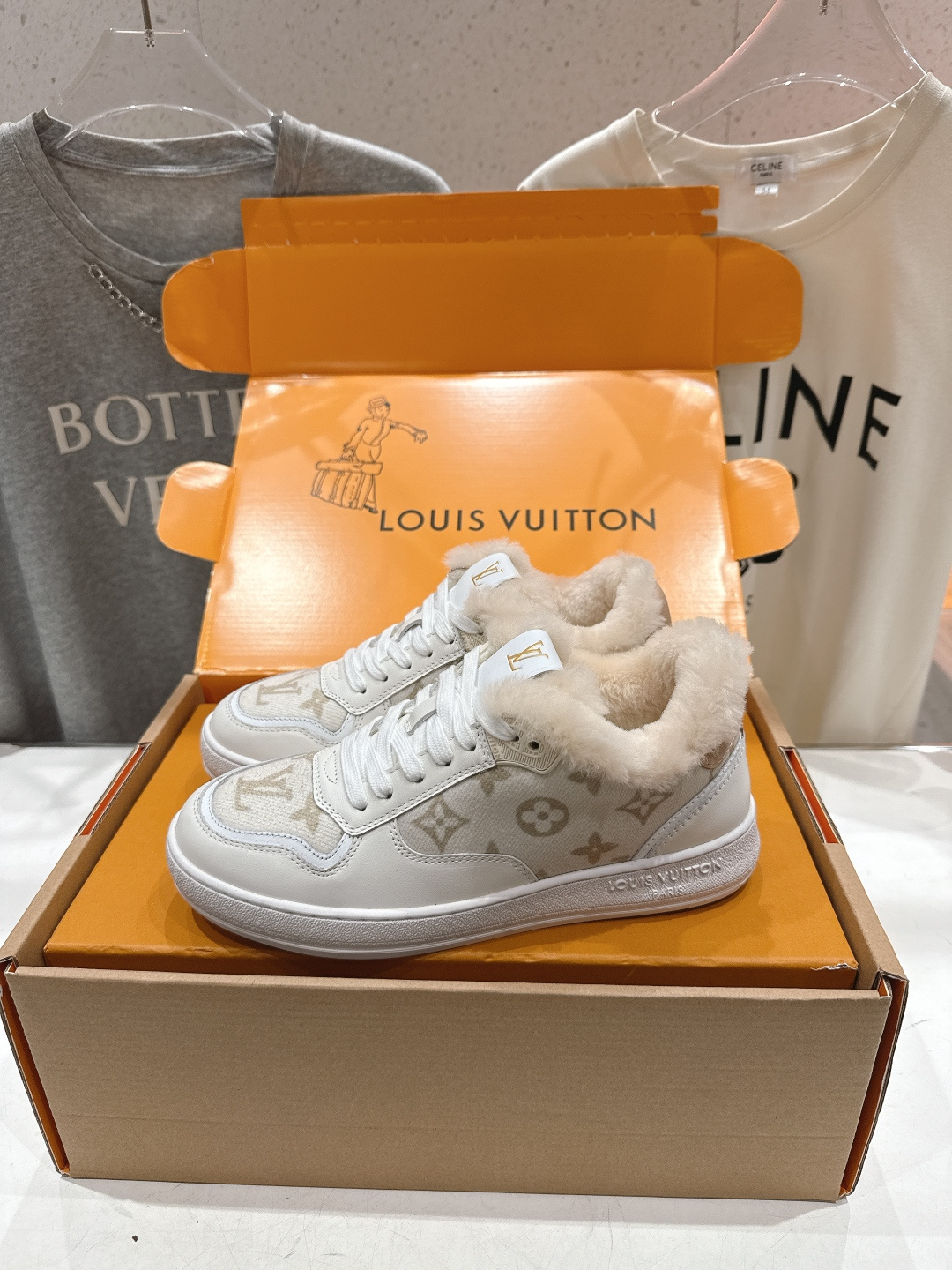 高版本出厂 LOUIS VUITTON～LV路易威登F035 L家驴牌最新走秀款系列羊毛里厚底运动休闲鞋