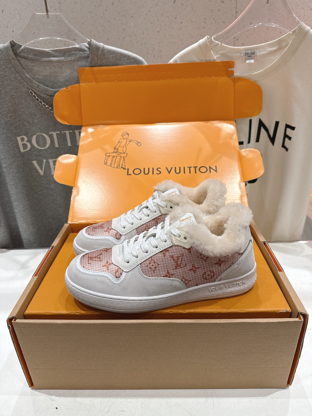 高版本出厂 LOUIS VUITTON～LV路易威登F035 L家驴牌最新走秀款系列羊毛里厚底运动休闲鞋