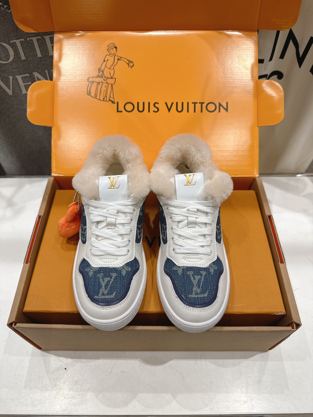 高版本出厂 LOUIS VUITTON～LV路易威登F035 L家驴牌最新走秀款系列羊毛里厚底运动休闲鞋