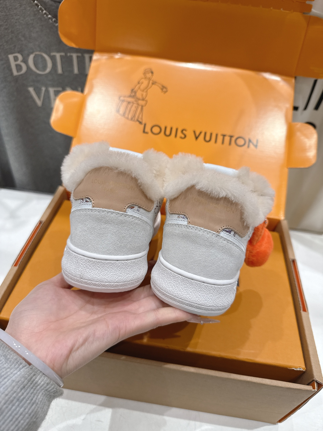 高版本出厂 LOUIS VUITTON～LV路易威登F035 L家驴牌最新走秀款系列羊毛里厚底运动休闲鞋