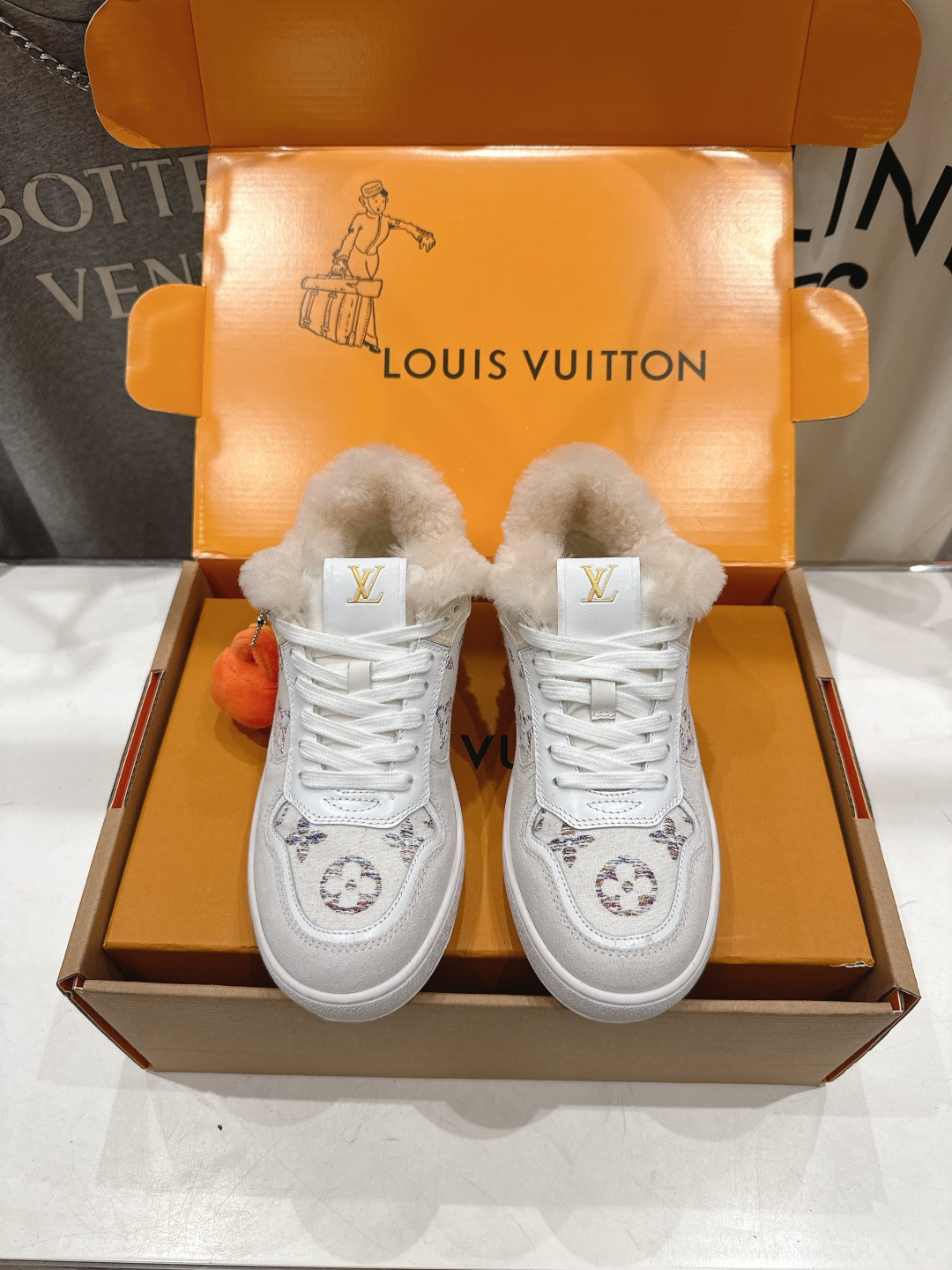 高版本出厂 LOUIS VUITTON～LV路易威登F035 L家驴牌最新走秀款系列羊毛里厚底运动休闲鞋