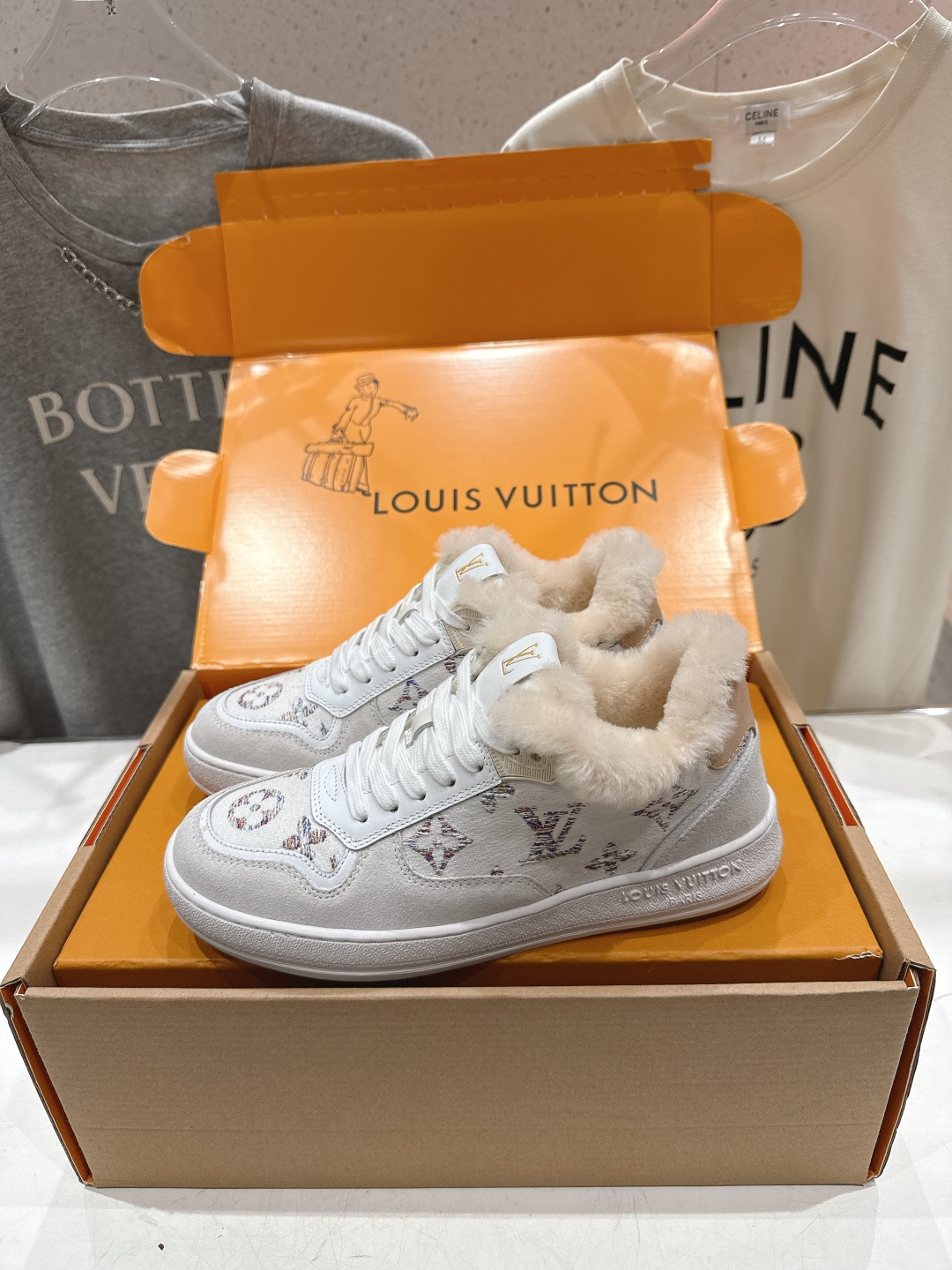 高版本出厂 LOUIS VUITTON～LV路易威登F035 L家驴牌最新走秀款系列羊毛里厚底运动休闲鞋