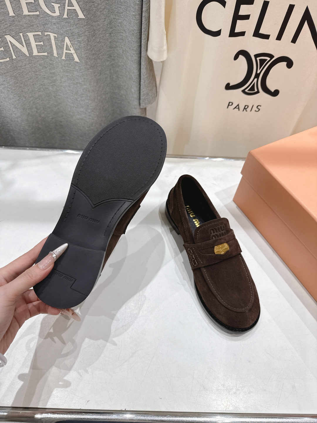 高版本出厂 MiuMiu/缪缪F049 2026ss春夏新款·幸运钱币系列驾车鞋休闲鞋乐福鞋各路明星、小