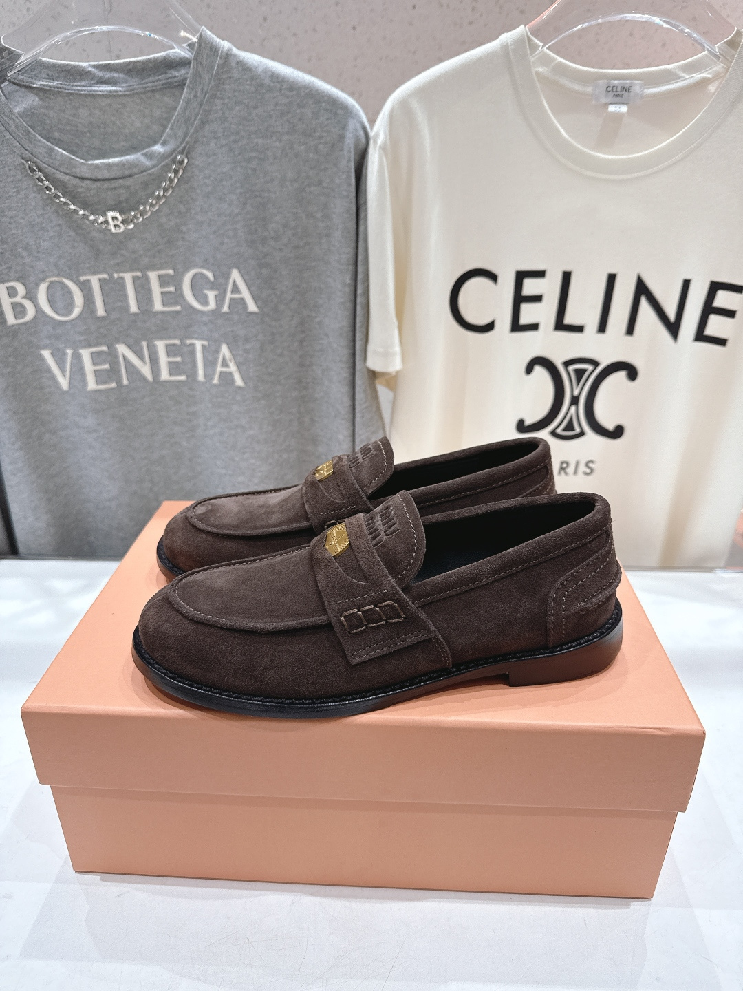 高版本出厂 MiuMiu/缪缪F049 2026ss春夏新款·幸运钱币系列驾车鞋休闲鞋乐福鞋各路明星、小