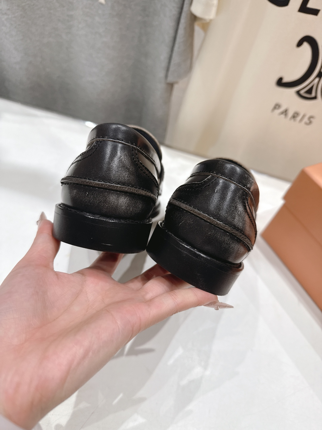 高版本出厂 MiuMiu/缪缪F049 2026ss春夏新款·幸运钱币系列驾车鞋休闲鞋乐福鞋各路明星、小