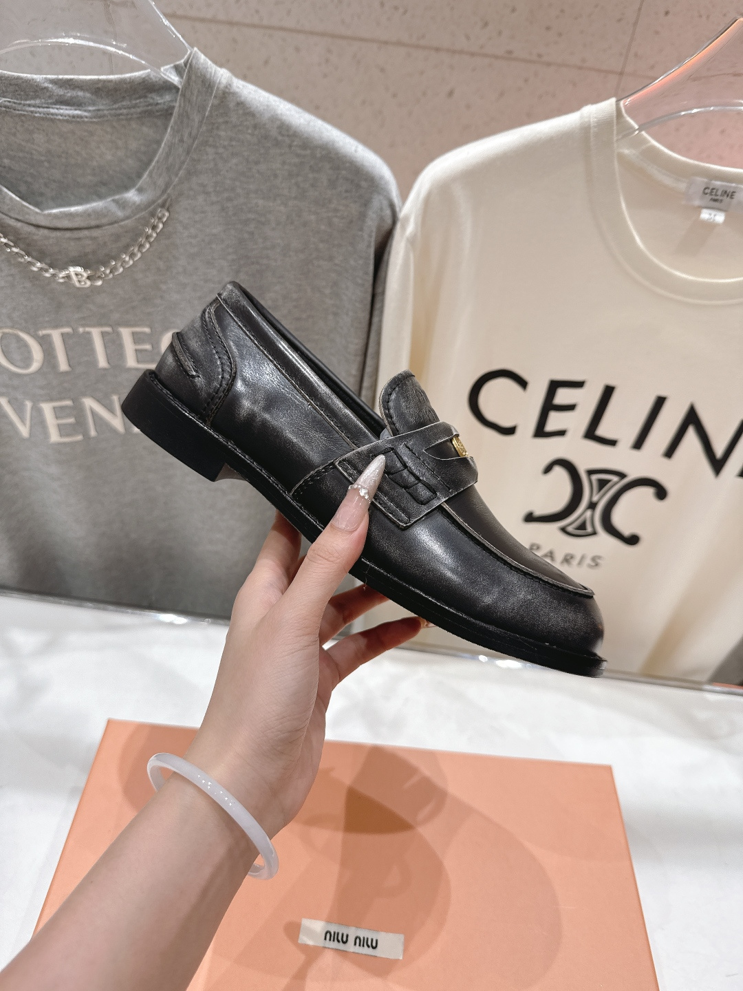 高版本出厂 MiuMiu/缪缪F049 2026ss春夏新款·幸运钱币系列驾车鞋休闲鞋乐福鞋各路明星、小