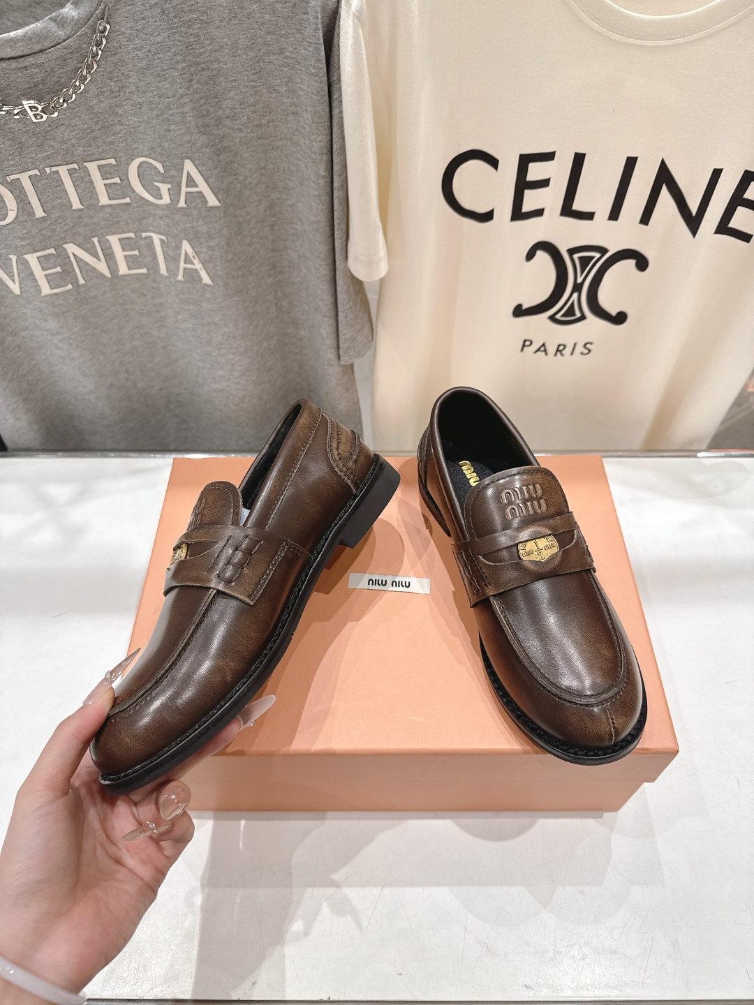 高版本出厂 MiuMiu/缪缪F049 2026ss春夏新款·幸运钱币系列驾车鞋休闲鞋乐福鞋各路明星、小