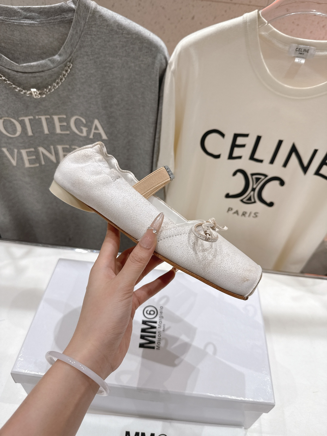 高版本出厂 MM6马吉拉2026ss春夏新品最近超级🔥的一脚蹬懒人鞋平底鞋芭蕾舞鞋舒适度不用说 肯定会很