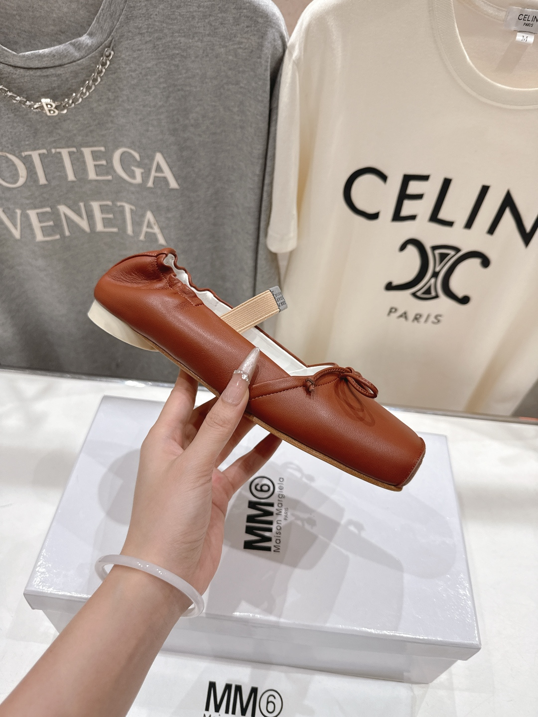 高版本出厂 MM6马吉拉2026ss春夏新品最近超级🔥的一脚蹬懒人鞋平底鞋芭蕾舞鞋舒适度不用说 肯定会很