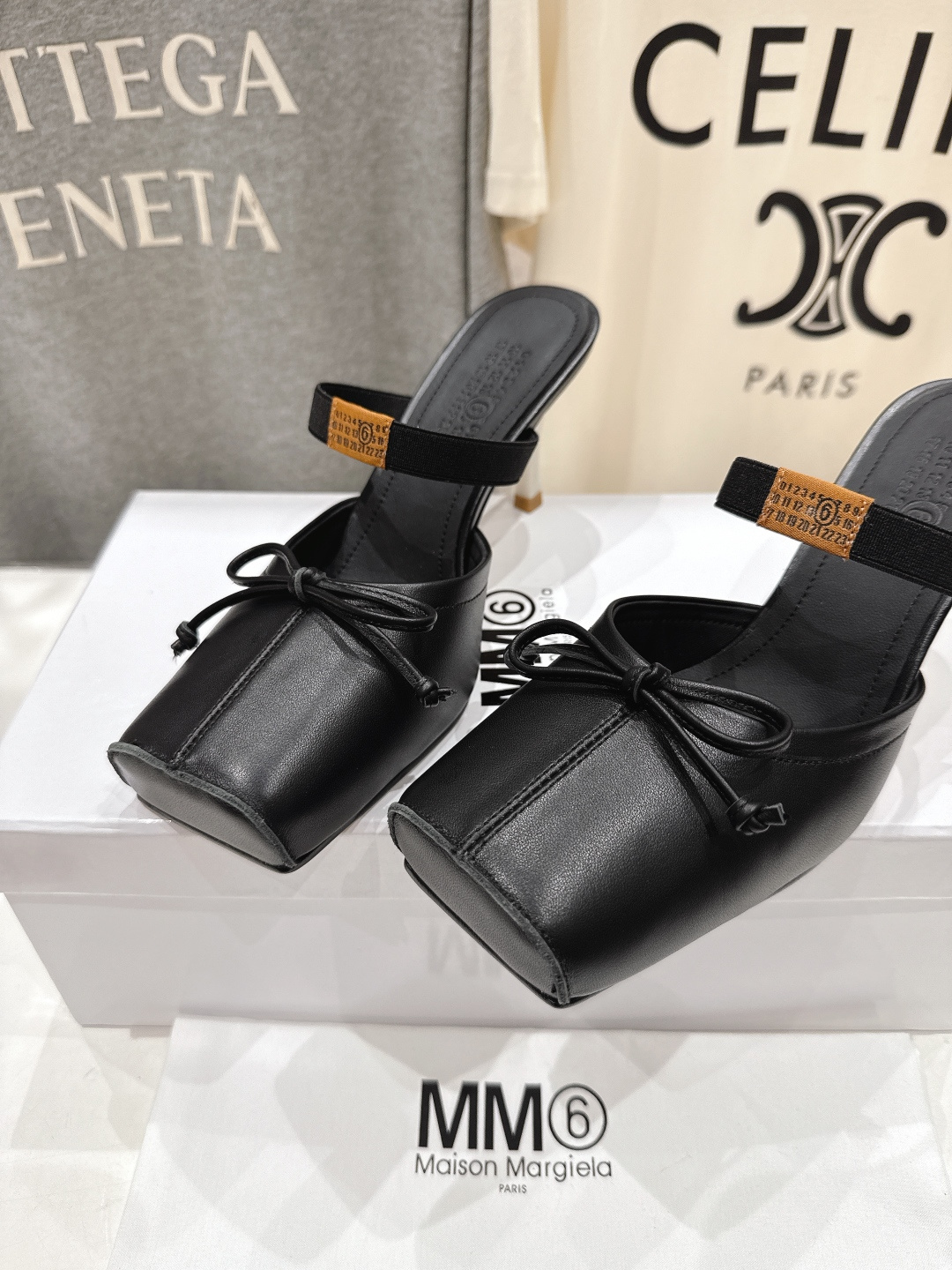 高版本出厂 MM6马吉拉2026ss春夏新品最近超级🔥的一脚蹬懒人鞋高跟鞋拖鞋芭蕾舞鞋舒适度不用说 肯定