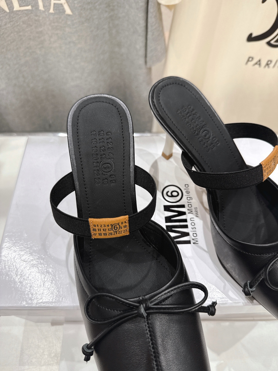 高版本出厂 MM6马吉拉2026ss春夏新品最近超级🔥的一脚蹬懒人鞋高跟鞋拖鞋芭蕾舞鞋舒适度不用说 肯定