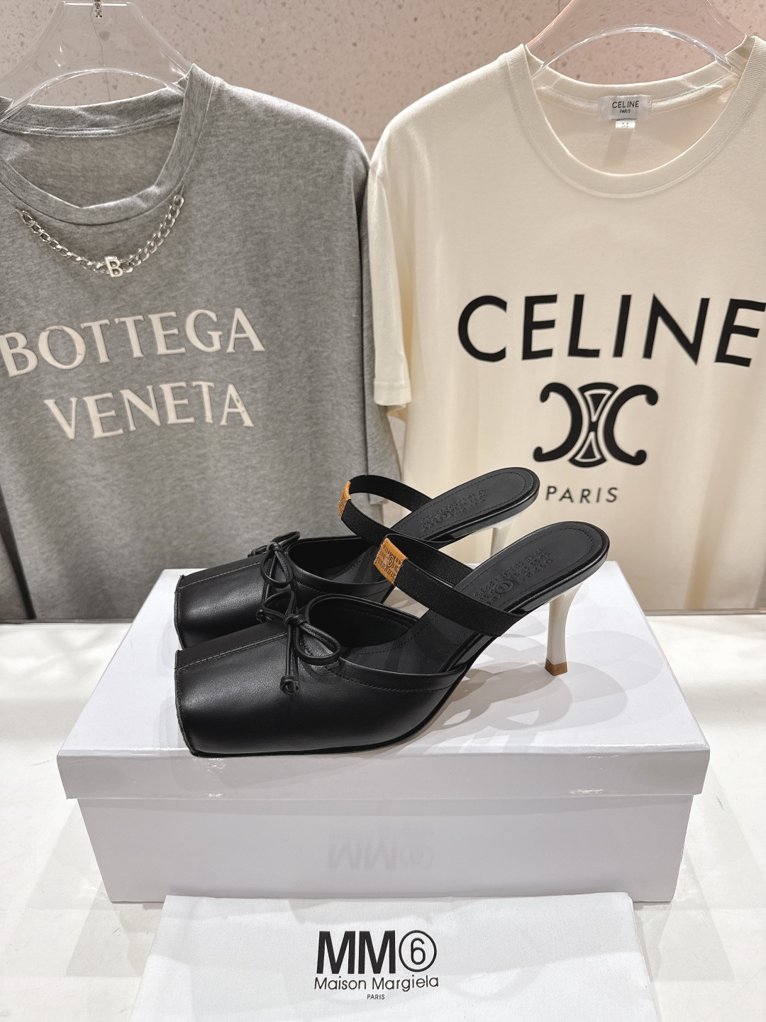 高版本出厂 MM6马吉拉2026ss春夏新品最近超级🔥的一脚蹬懒人鞋高跟鞋拖鞋芭蕾舞鞋舒适度不用说 肯定