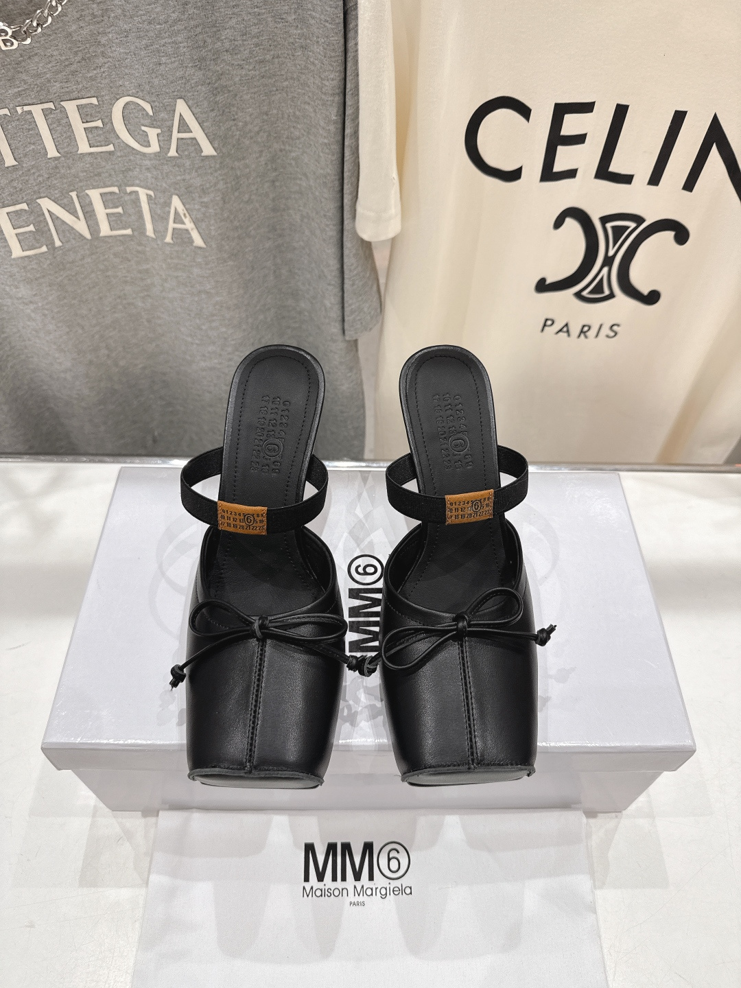 高版本出厂 MM6马吉拉2026ss春夏新品最近超级🔥的一脚蹬懒人鞋高跟鞋拖鞋芭蕾舞鞋舒适度不用说 肯定