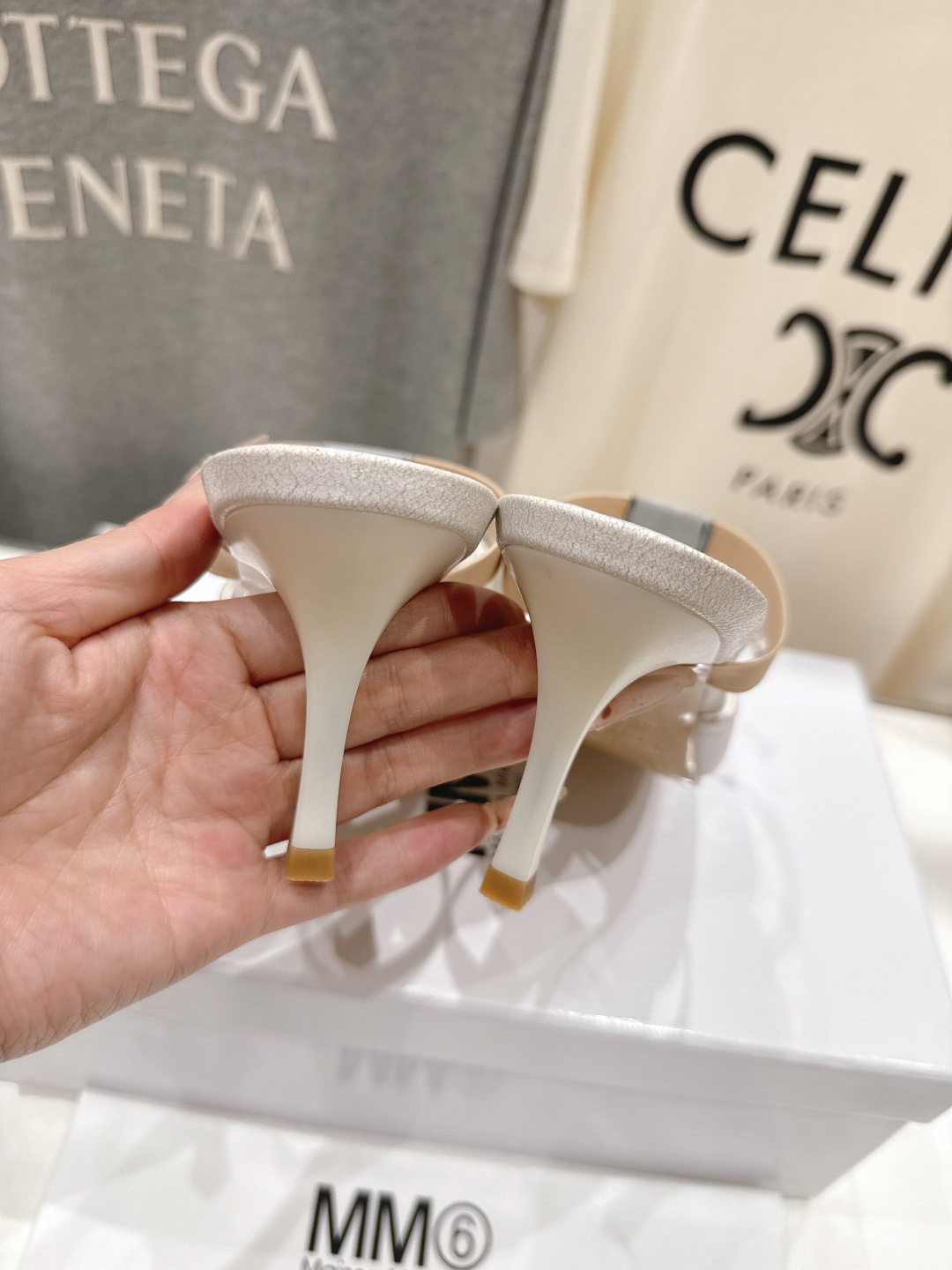 高版本出厂 MM6马吉拉2026ss春夏新品最近超级🔥的一脚蹬懒人鞋高跟鞋拖鞋芭蕾舞鞋舒适度不用说 肯定