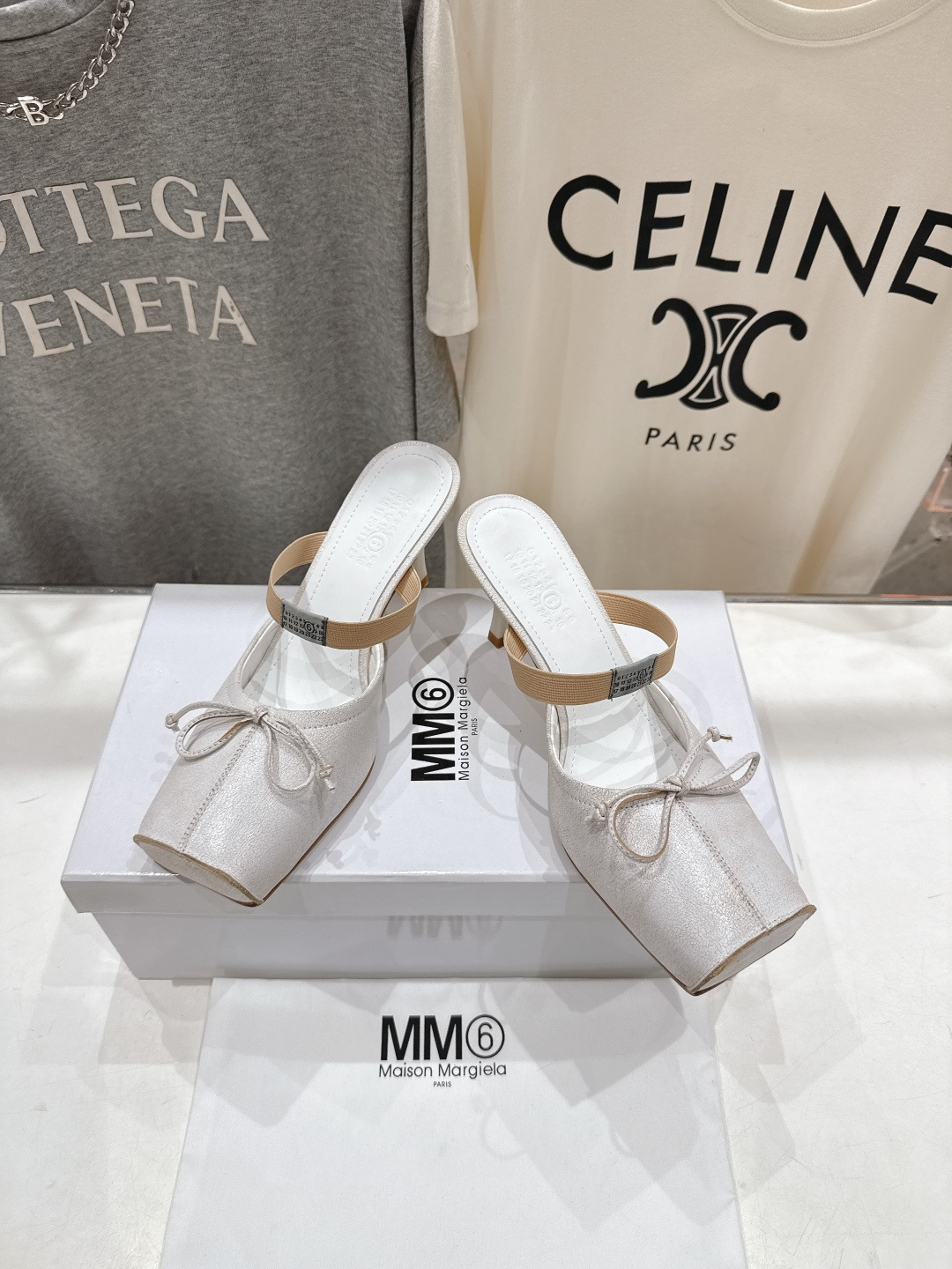 高版本出厂 MM6马吉拉2026ss春夏新品最近超级🔥的一脚蹬懒人鞋高跟鞋拖鞋芭蕾舞鞋舒适度不用说 肯定