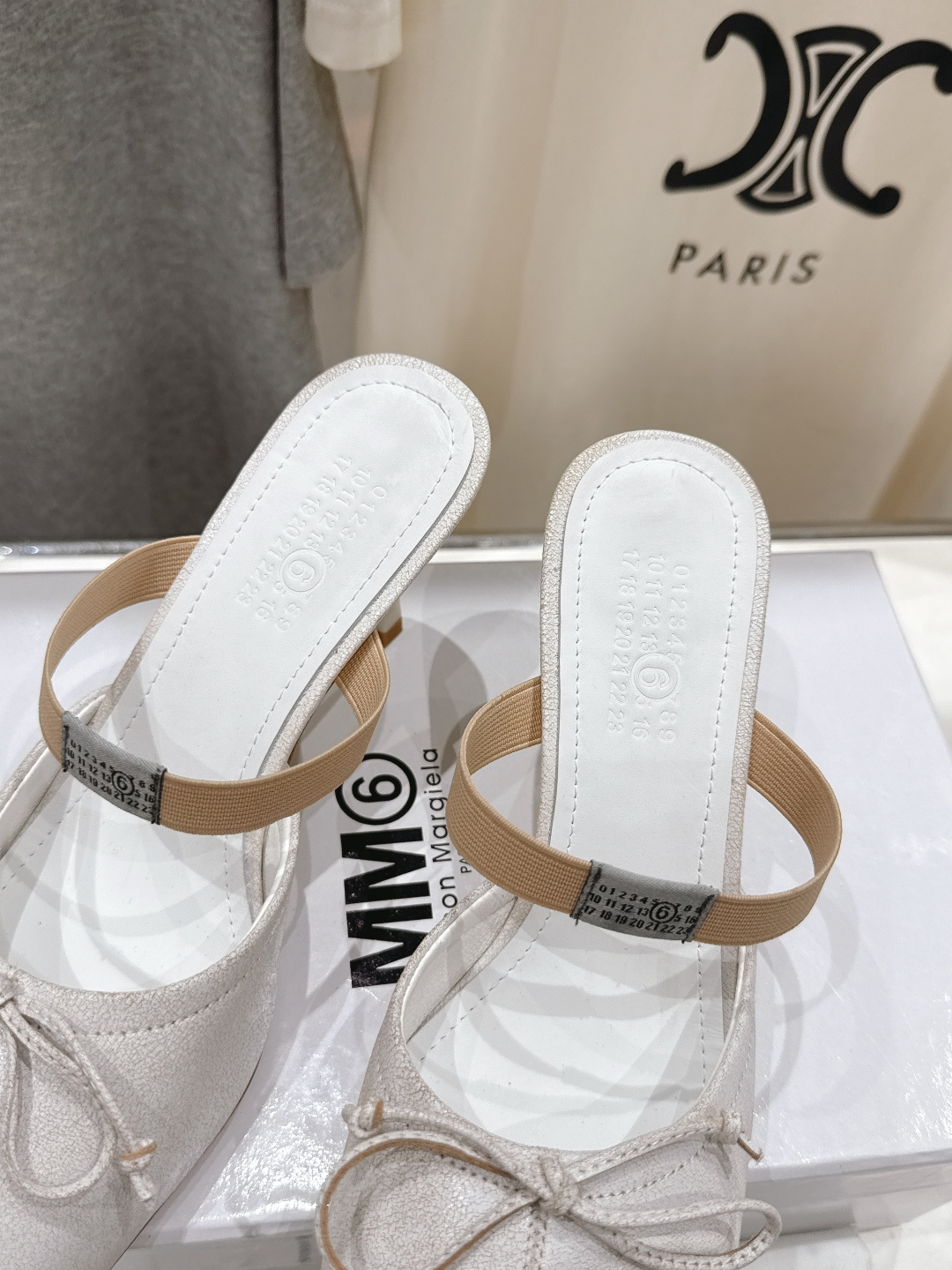 高版本出厂 MM6马吉拉2026ss春夏新品最近超级🔥的一脚蹬懒人鞋高跟鞋拖鞋芭蕾舞鞋舒适度不用说 肯定