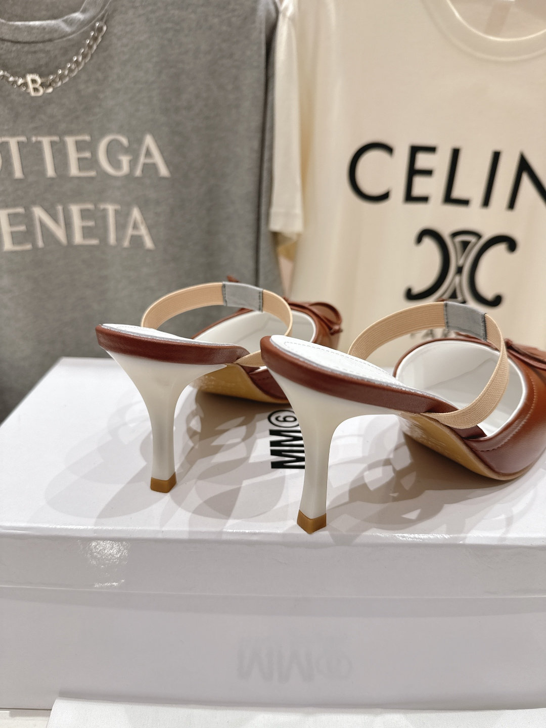 高版本出厂 MM6马吉拉2026ss春夏新品最近超级🔥的一脚蹬懒人鞋高跟鞋拖鞋芭蕾舞鞋舒适度不用说 肯定