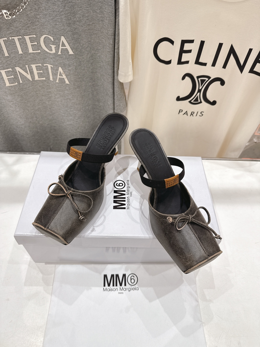 高版本出厂 MM6马吉拉2026ss春夏新品最近超级🔥的一脚蹬懒人鞋高跟鞋拖鞋芭蕾舞鞋舒适度不用说 肯定