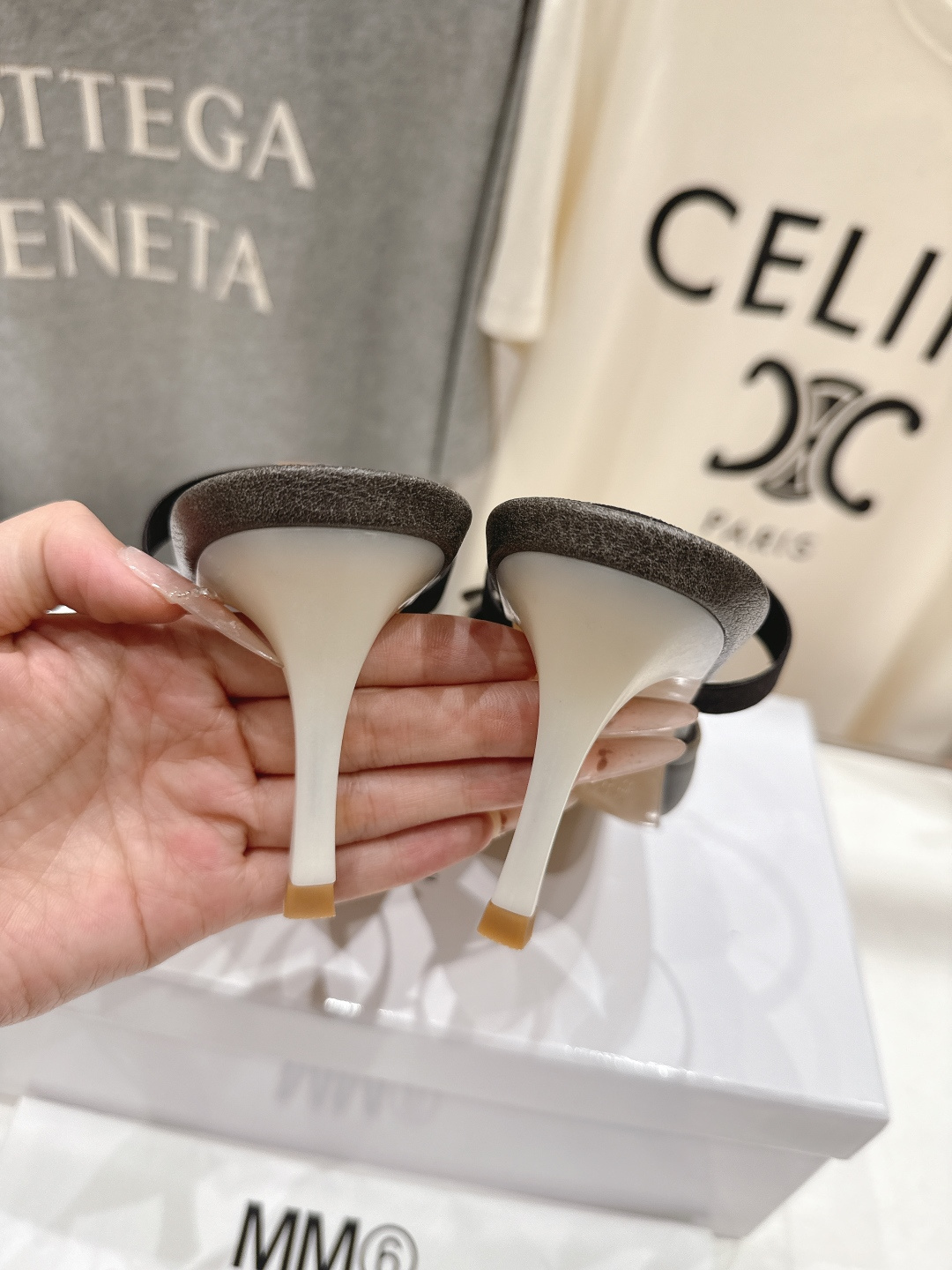 高版本出厂 MM6马吉拉2026ss春夏新品最近超级🔥的一脚蹬懒人鞋高跟鞋拖鞋芭蕾舞鞋舒适度不用说 肯定